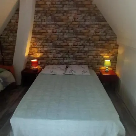 La Chatre Bed & Breakfast